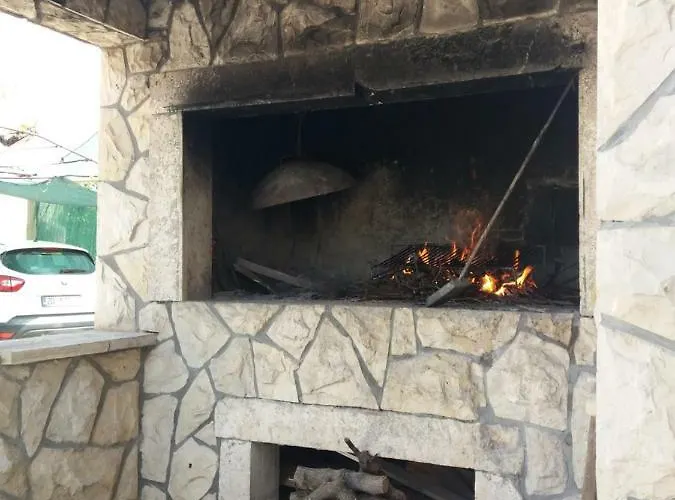 Ana I Ljubo Apartment Sukošan