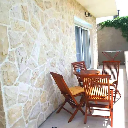 Apartament Ana I Ljubo *